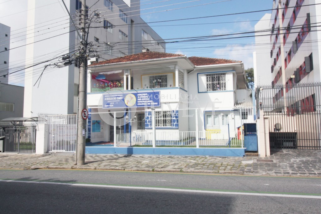 Casa Comercial