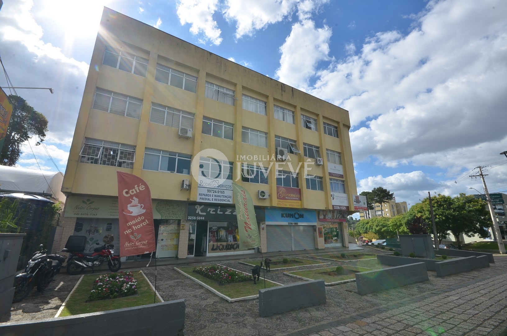 Cjto Comercial/sala