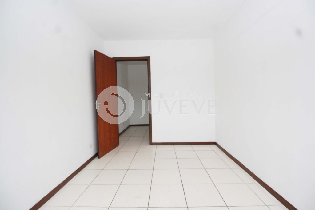 Cjto Comercial/sala
