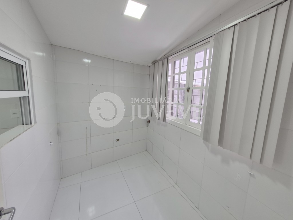 Casa Comercial
