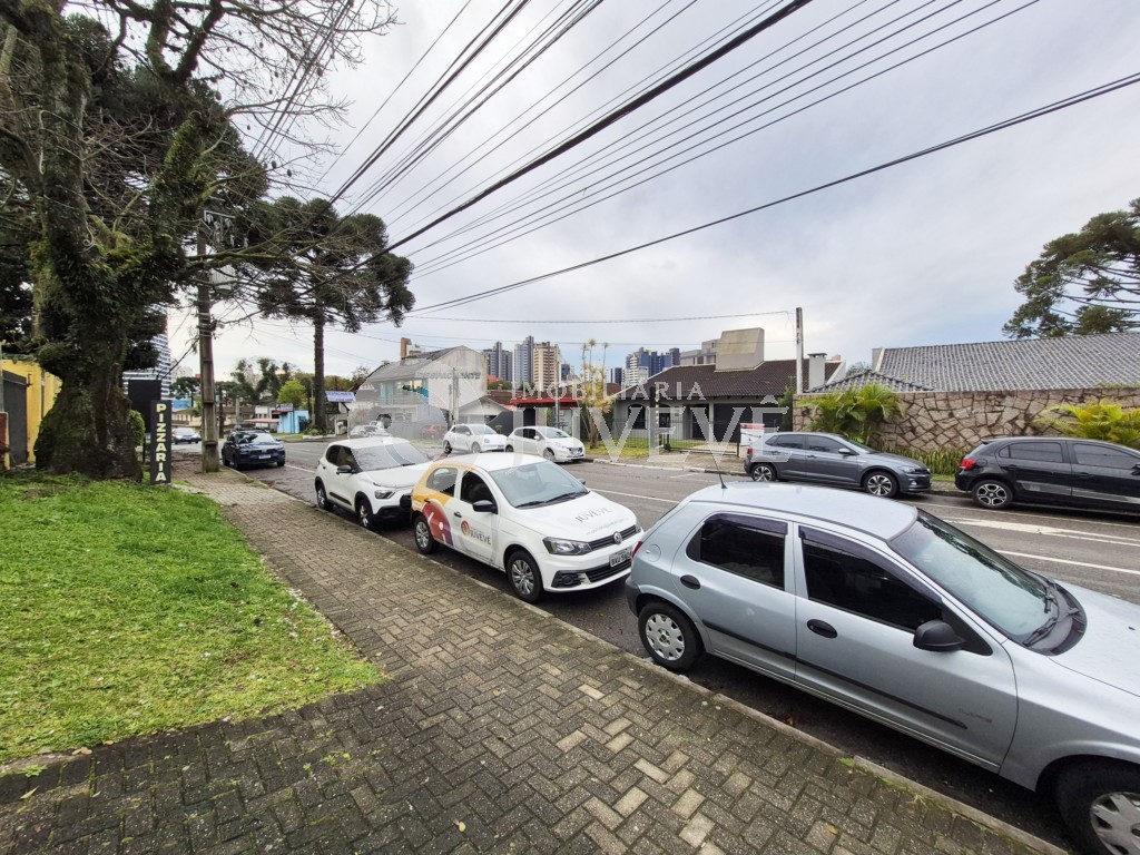 Casa Comercial