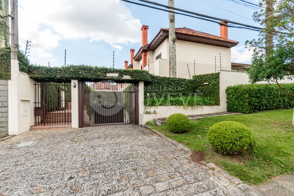 Casa de Condomínio