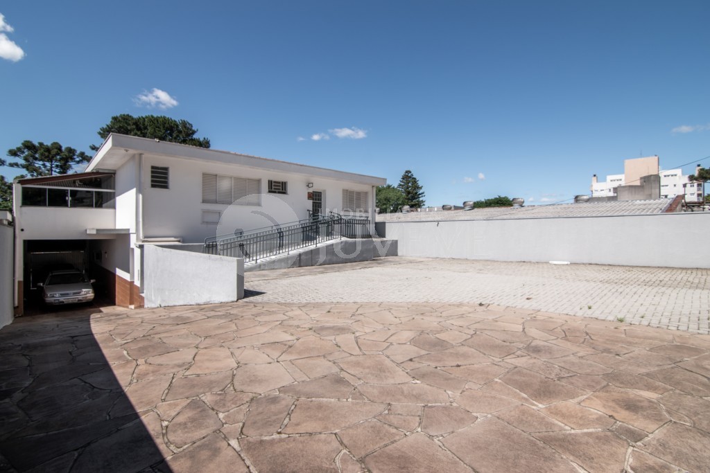 Casa Comercial