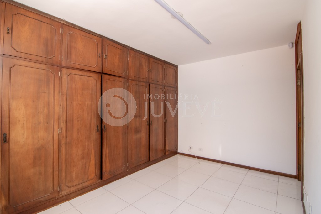 Casa Comercial