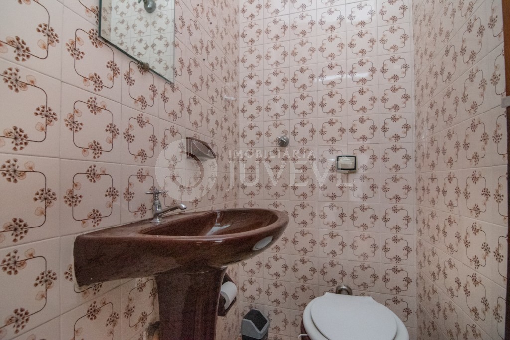 Casa Comercial