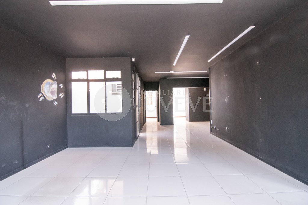 Casa Comercial