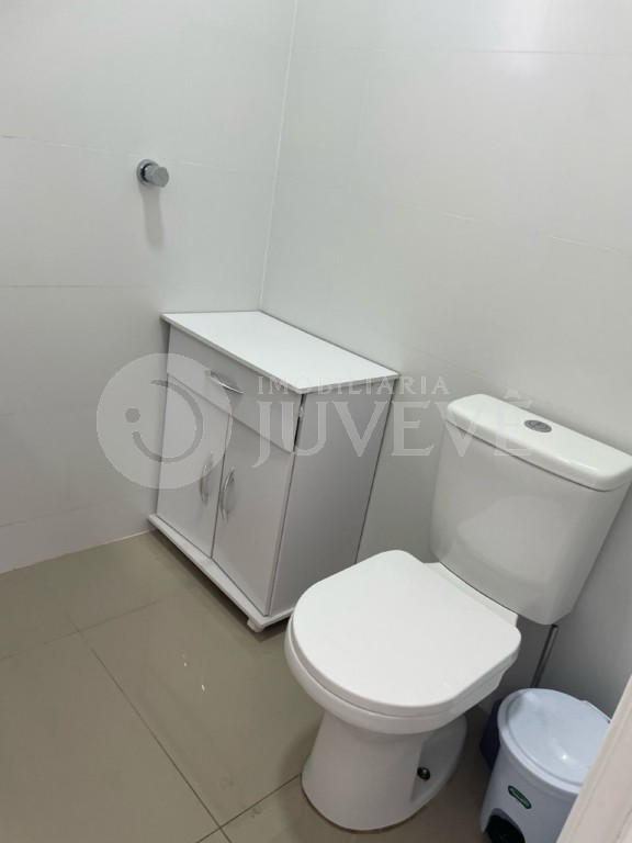 Casa Comercial