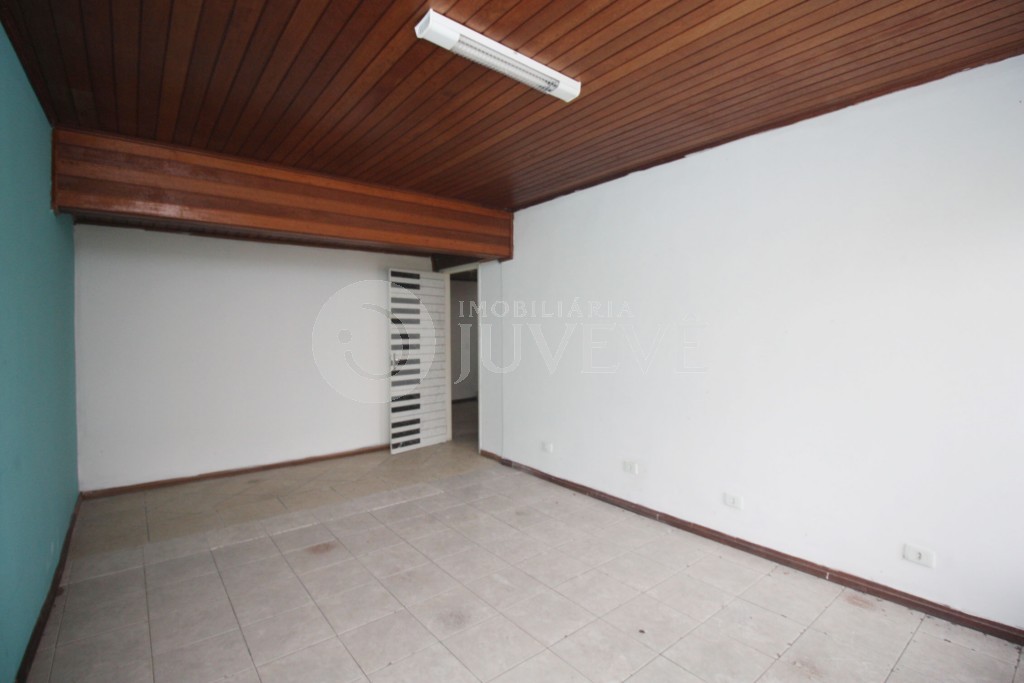 Casa Comercial