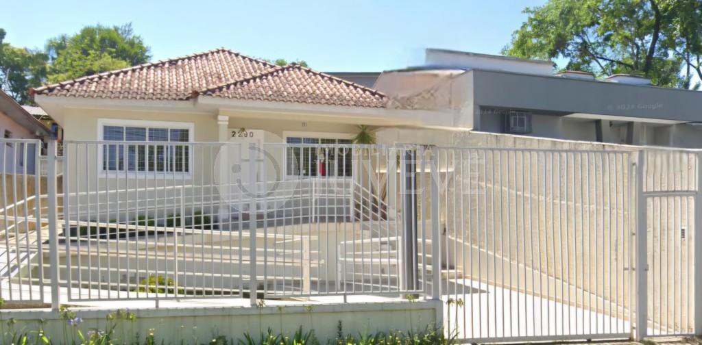Casa Comercial