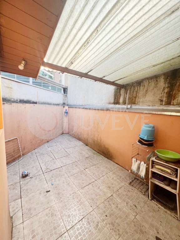 Casa Comercial