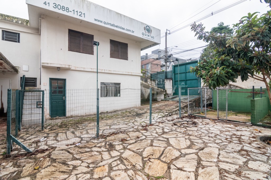 Casa Comercial