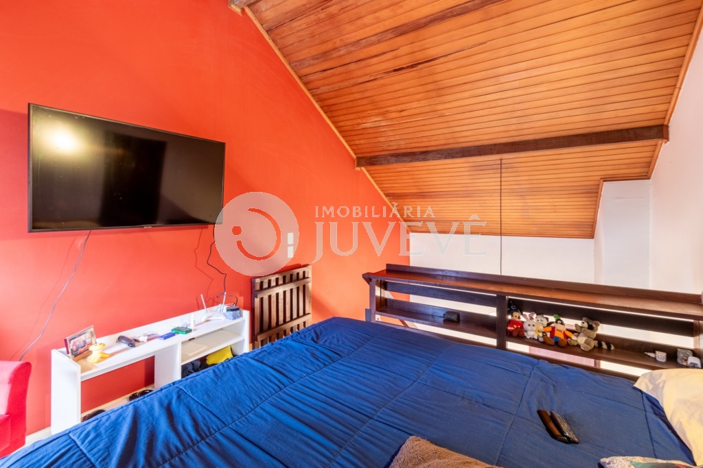 Casa Comercial
