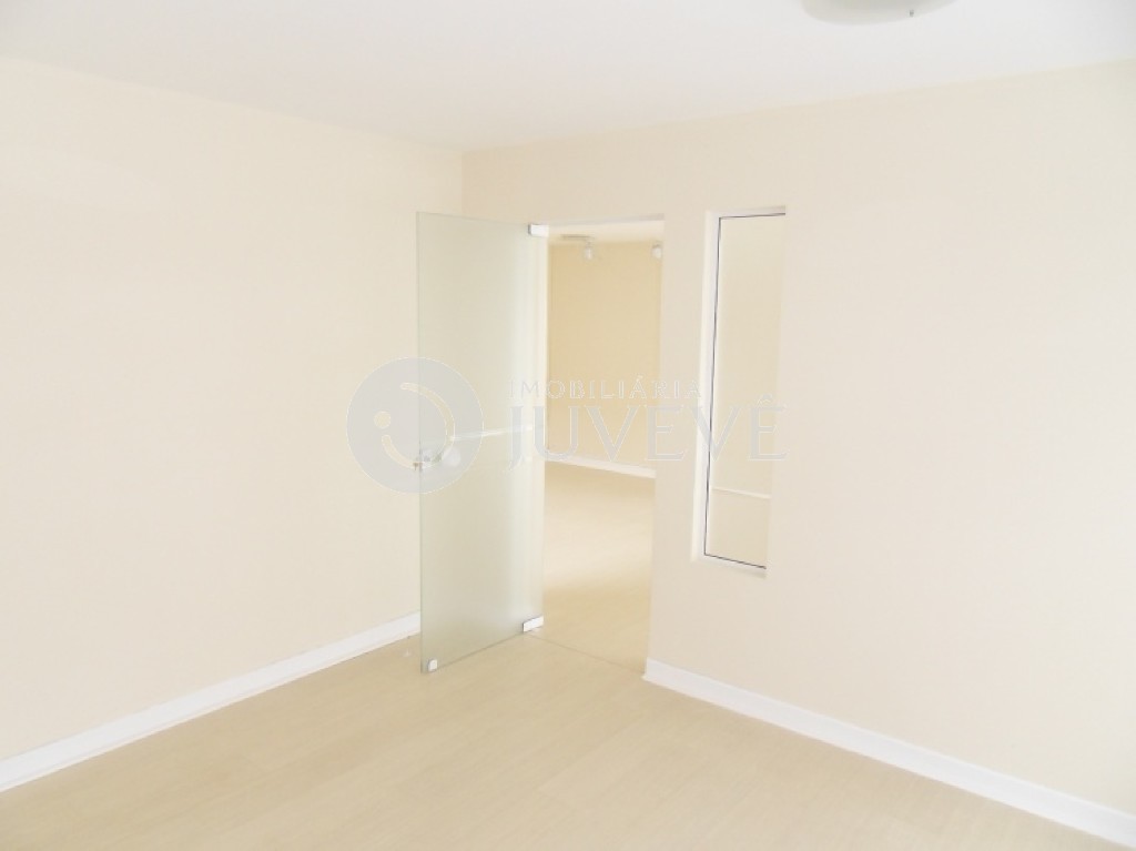 Casa Comercial