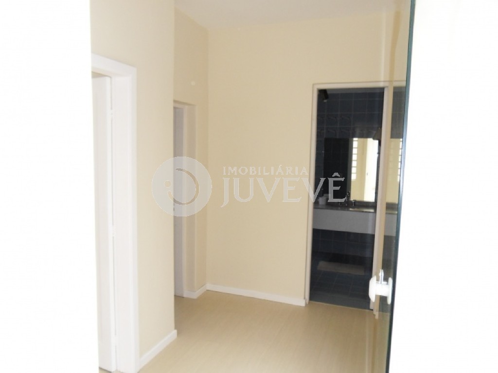 Casa Comercial