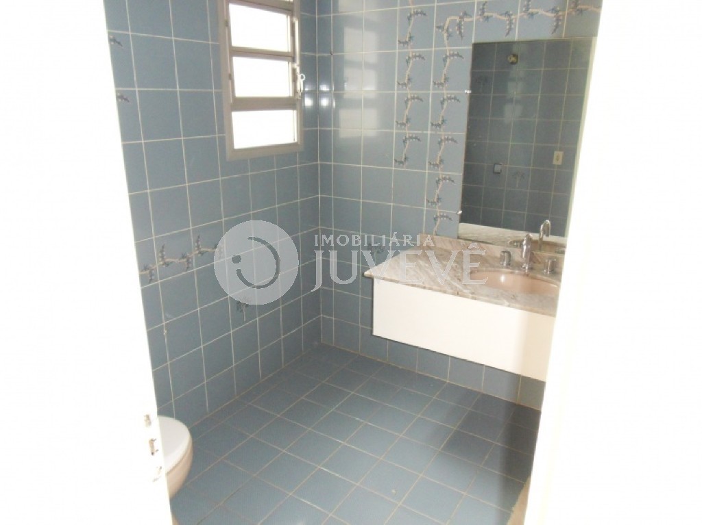 Casa Comercial