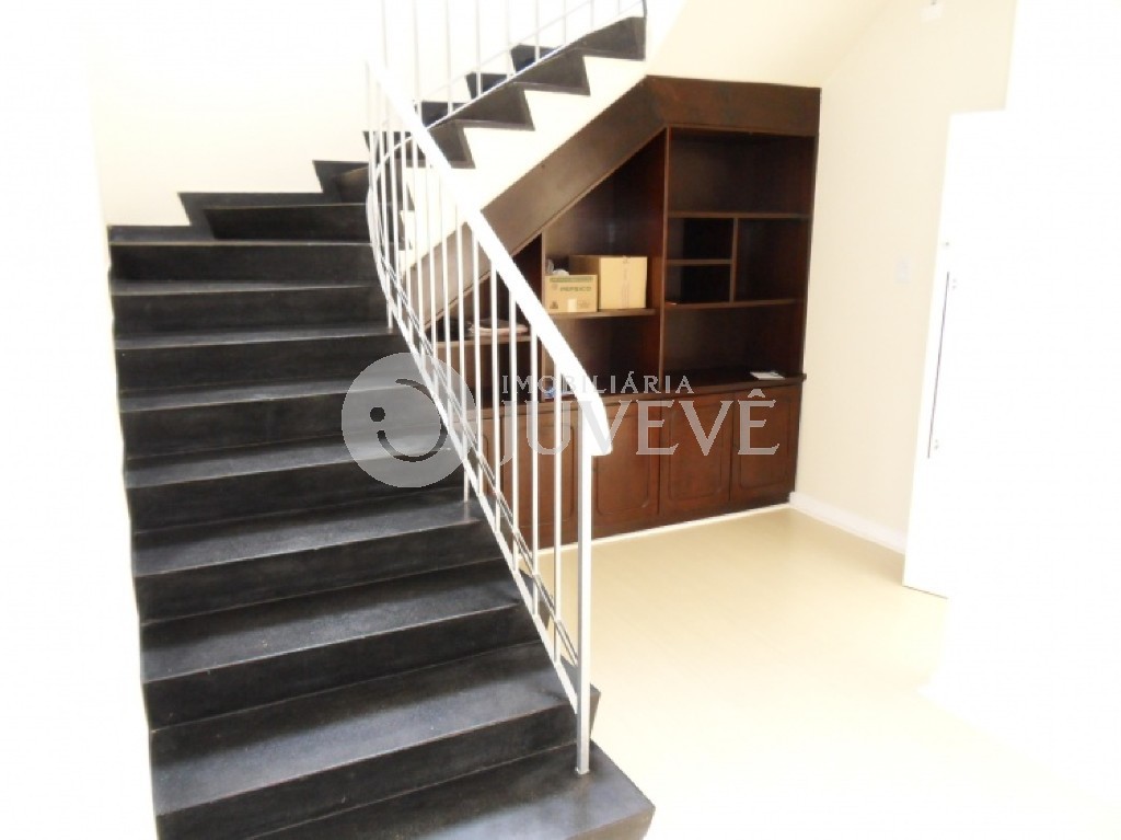Casa Comercial