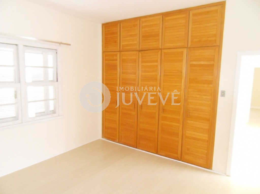 Casa Comercial