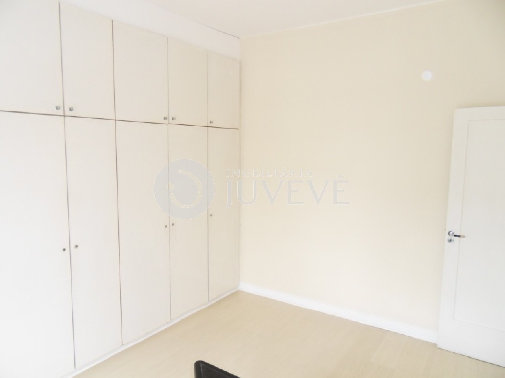 Casa Comercial