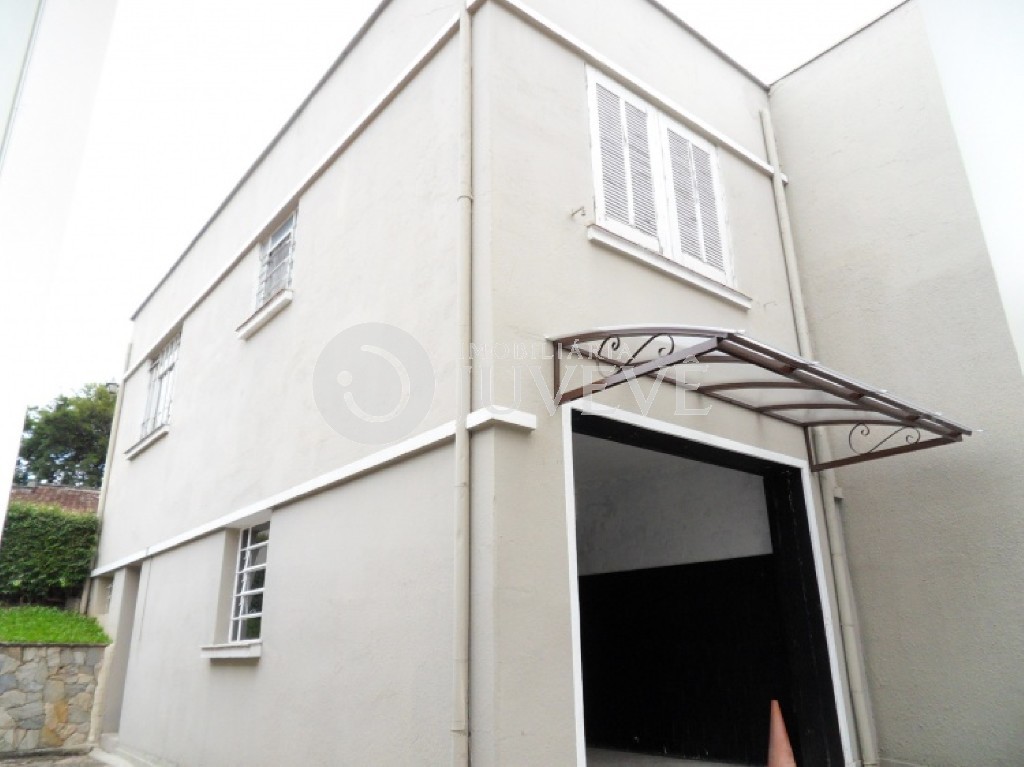Casa Comercial