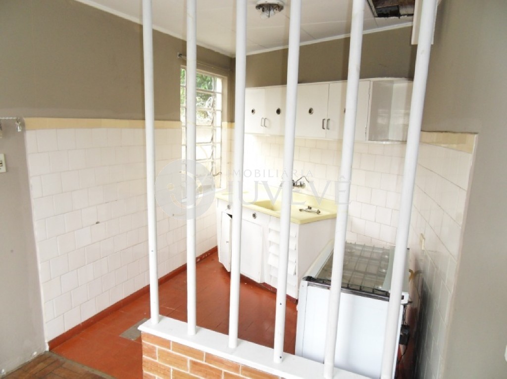 Casa Comercial