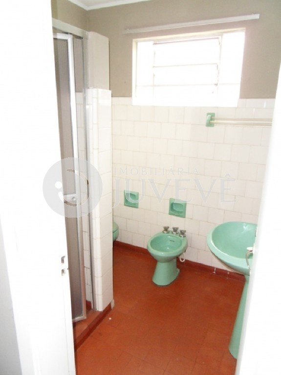 Casa Comercial