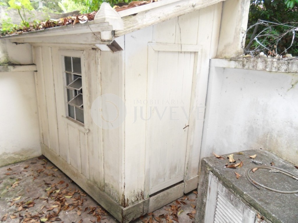 Casa Comercial