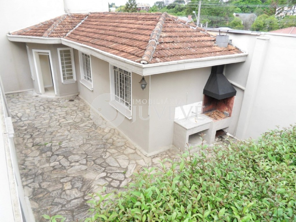 Casa Comercial