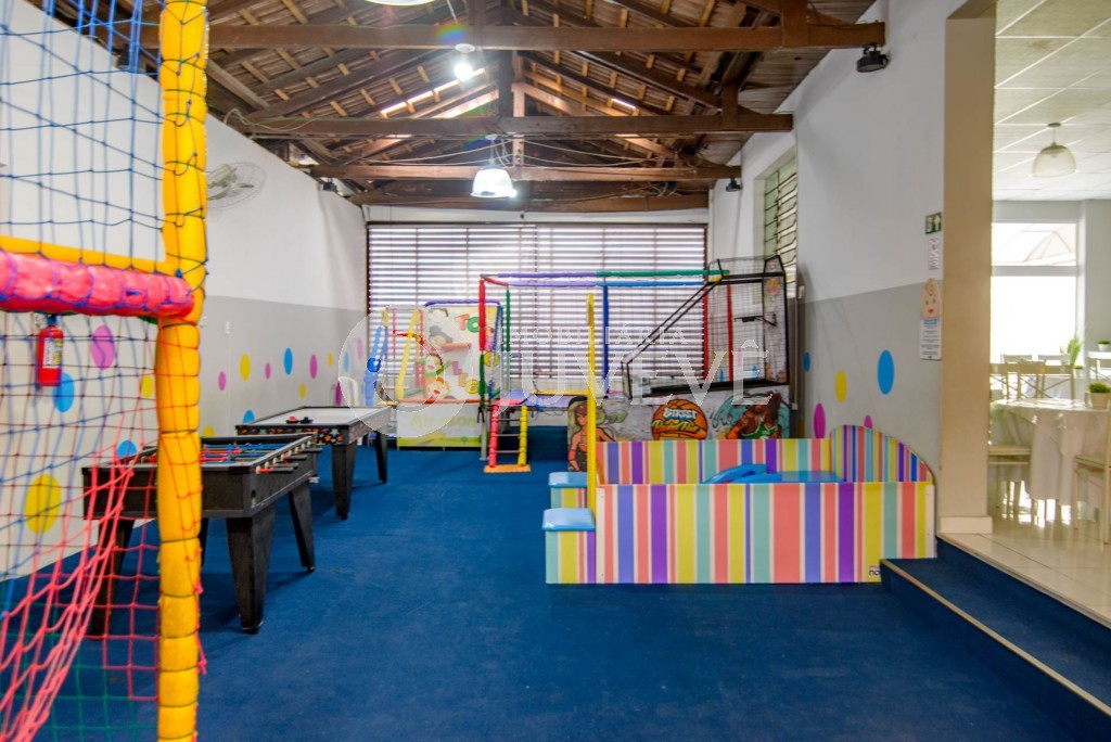 Casa Comercial
