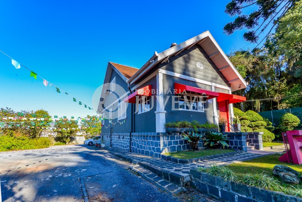 Casa Comercial