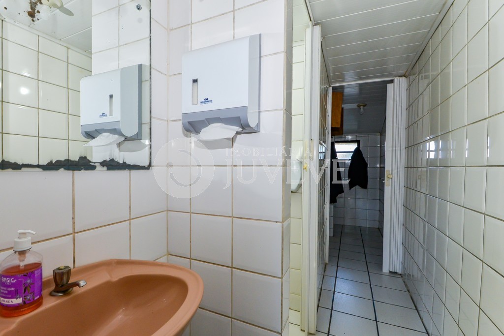 Casa Comercial