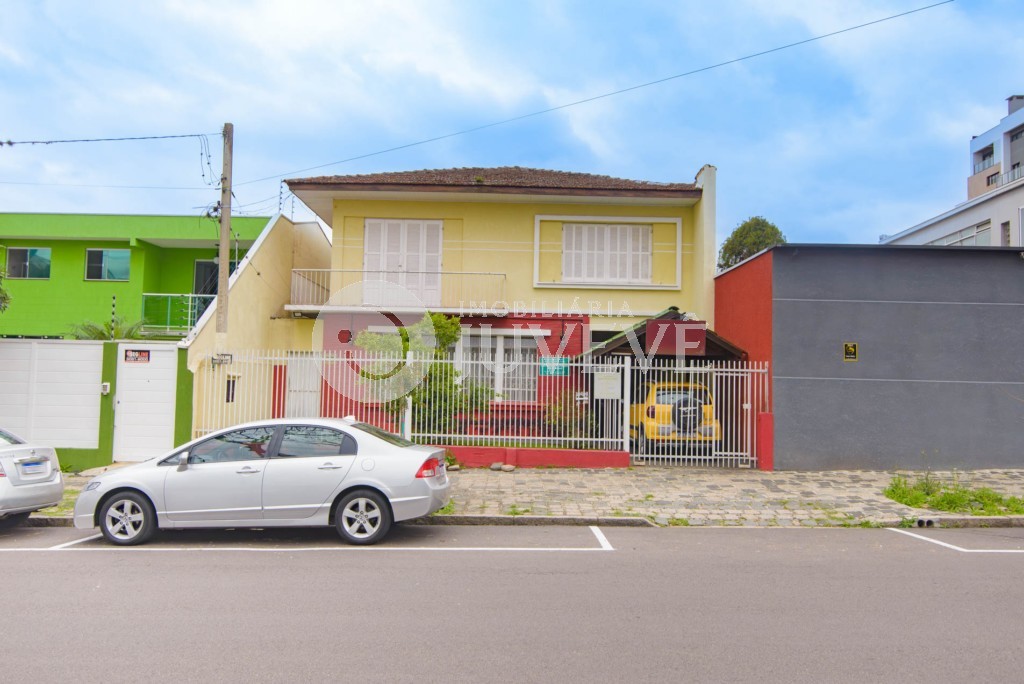 Casa Comercial