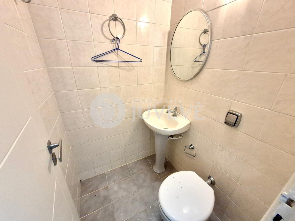 Casa Comercial