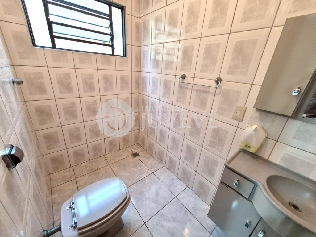 Casa Comercial