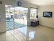 Casa Comercial
