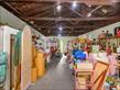Casa Comercial