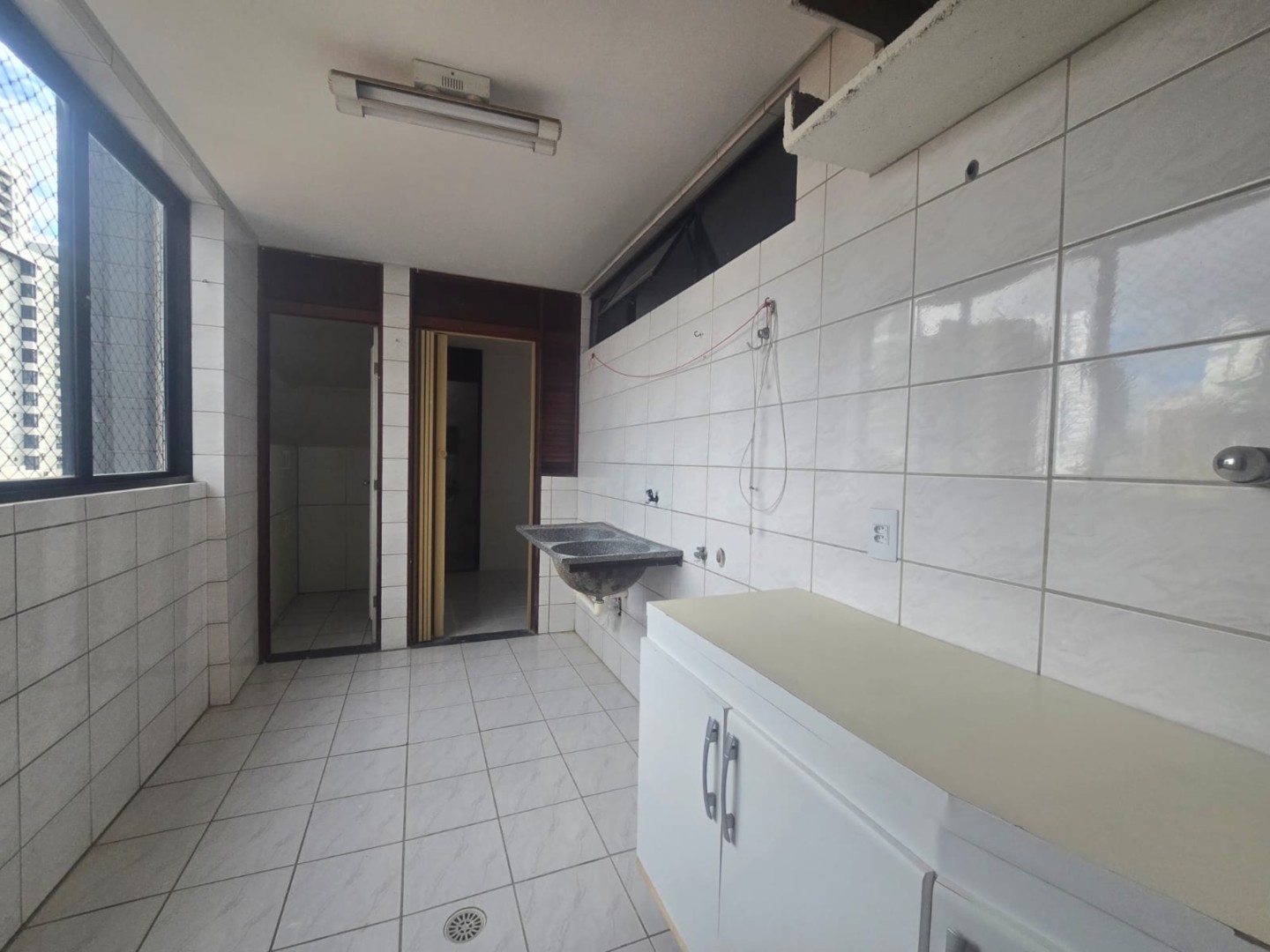 27a4fef1-6582-448a-88db-a0c5ed97d47a.jpg