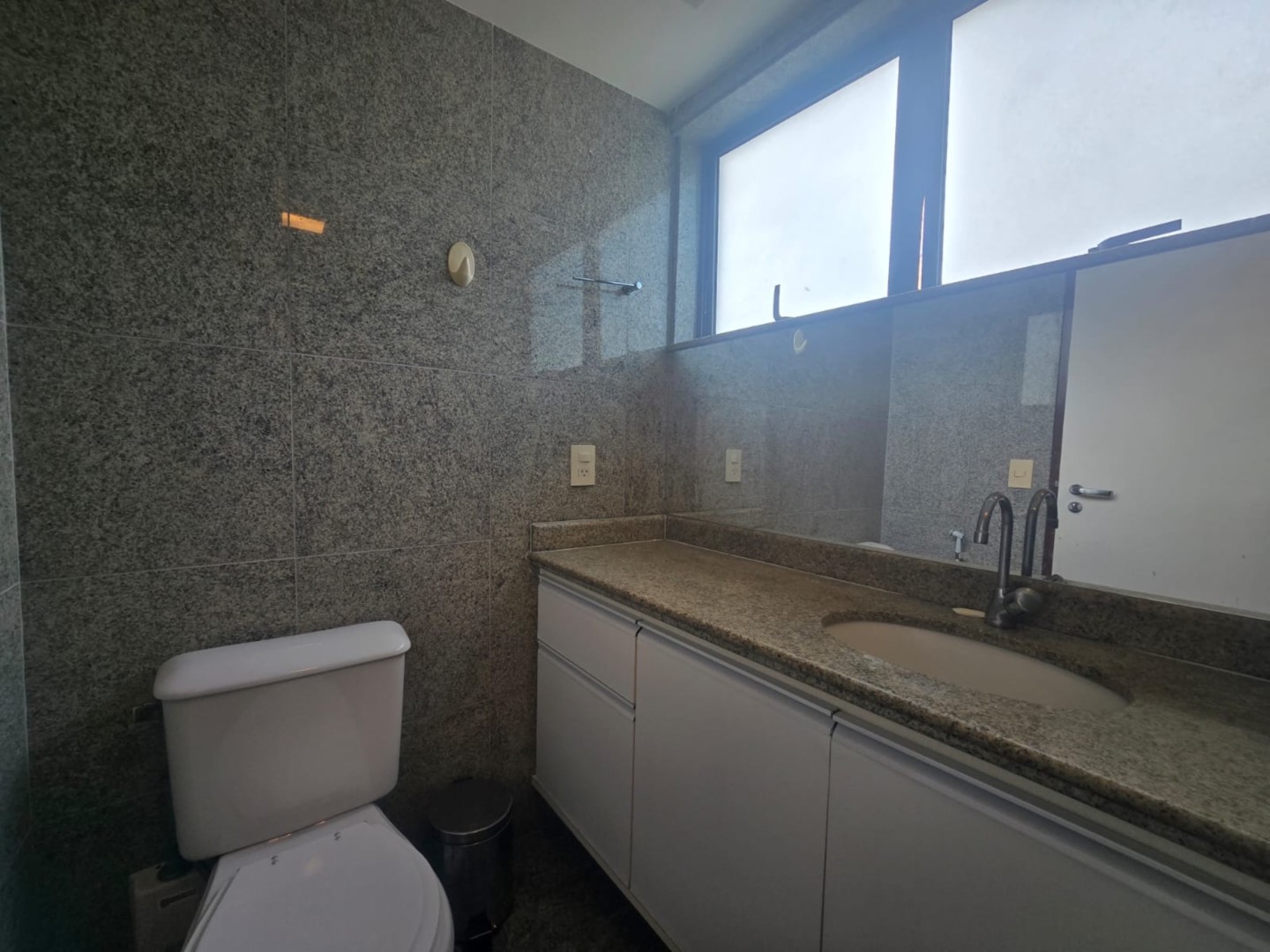 WhatsApp Image 2025-10-28 at 17.23.06 (3).jpeg