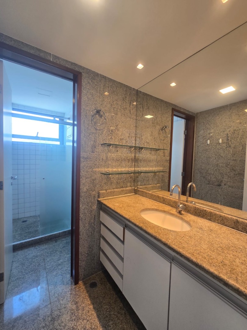 WhatsApp Image 2025-10-28 at 17.23.08 (1).jpeg