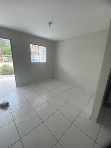 Apartamento para locacao no Pinheiropolis em Caruaru com 0m² por R$ 700,00