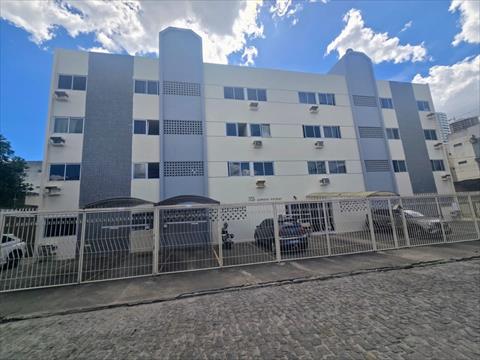 Apartamento para locacao no Universitario em Caruaru com 0m² por R$ 900,00