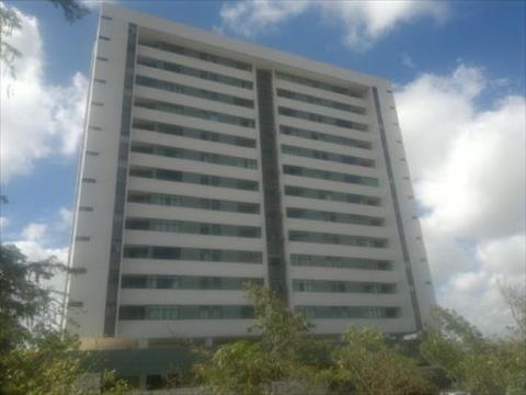 Apartamento para locacao no Universitario em Caruaru com 0m² por R$ 1.800,00