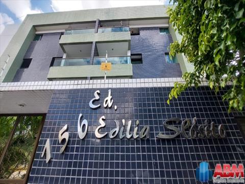Apartamento para locacao no Universitario em Caruaru com 120m² por R$ 1.518,16