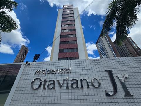 Apartamento para locacao no Universitario em Caruaru com 0m² por R$ 1.400,00