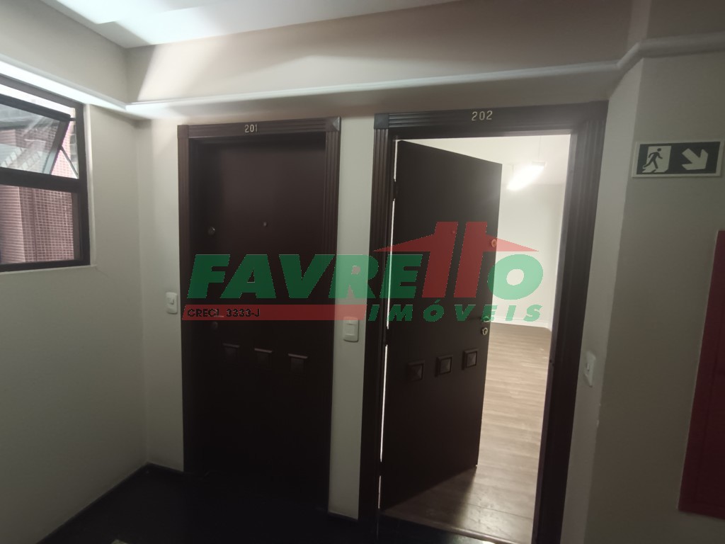 Comercial para alugar em Alto Da Gloria, Curitiba — Imobiliária Razão