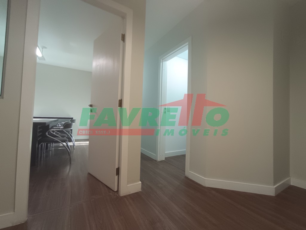 Comercial para alugar em Alto Da Gloria, Curitiba — Imobiliária Razão