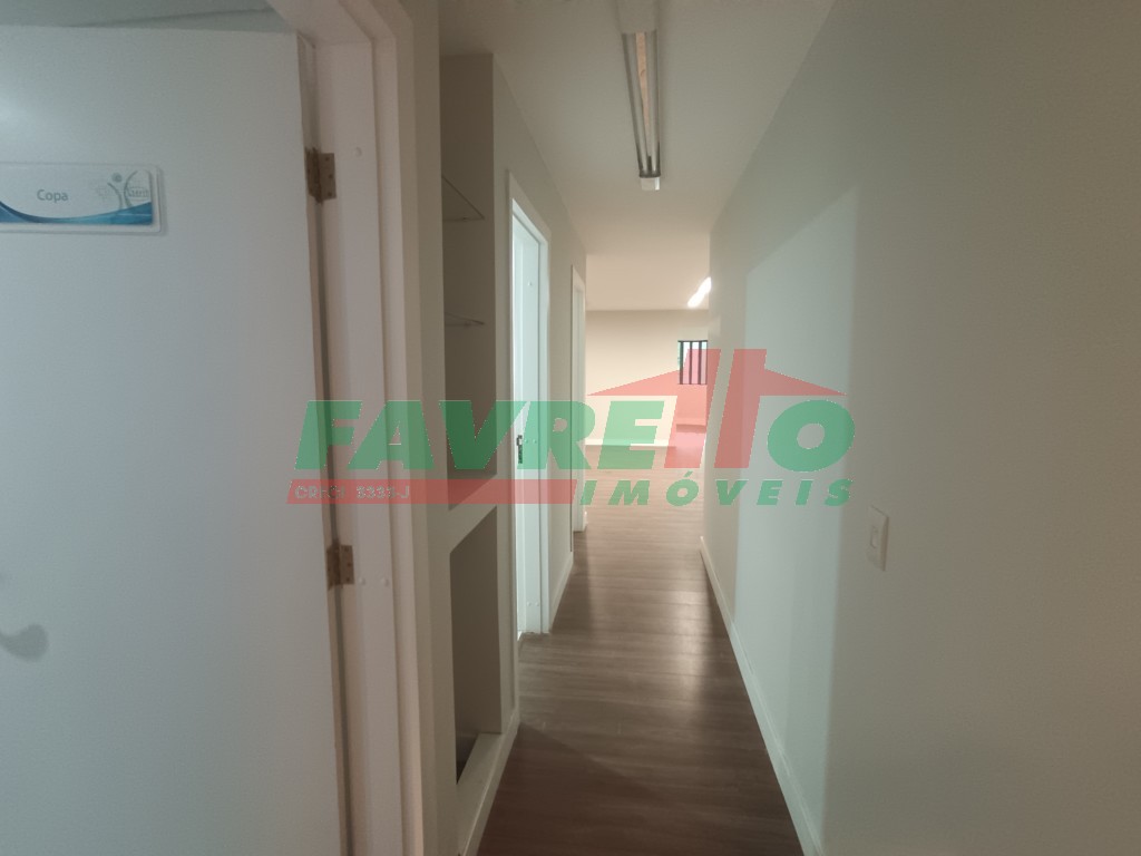 Comercial para alugar em Alto Da Gloria, Curitiba — Imobiliária Razão