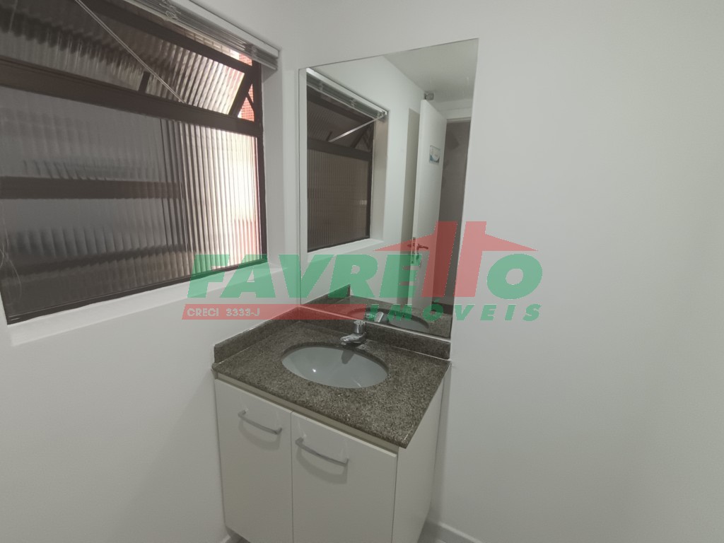 Comercial para alugar em Alto Da Gloria, Curitiba — Imobiliária Razão