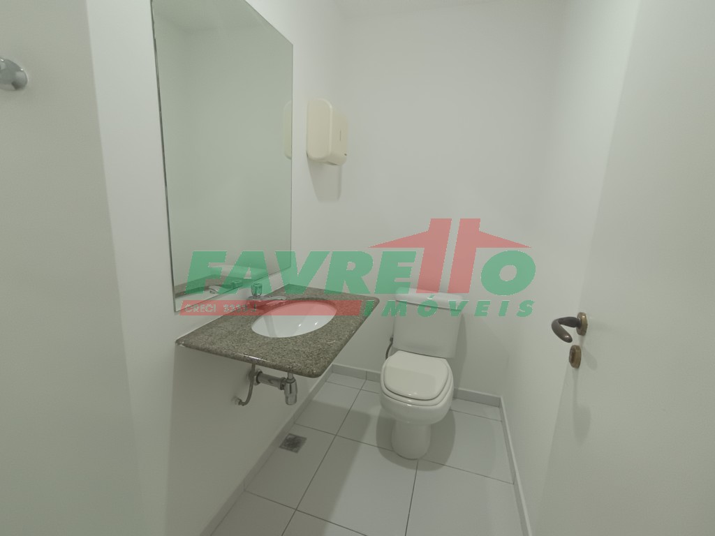 Comercial para alugar em Alto Da Gloria, Curitiba — Imobiliária Razão