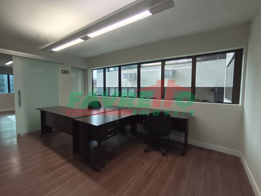 Comercial para alugar em Alto Da Gloria, Curitiba — Imobiliária Razão
