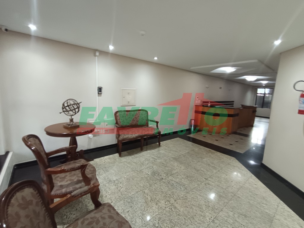 Comercial para alugar em Alto Da Gloria, Curitiba — Imobiliária Razão
